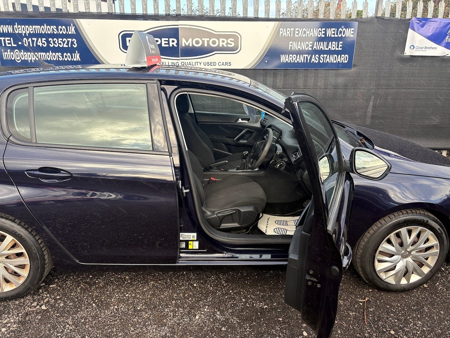 Used Peugeot 308 2015 for sale - 76897289: Photo 17