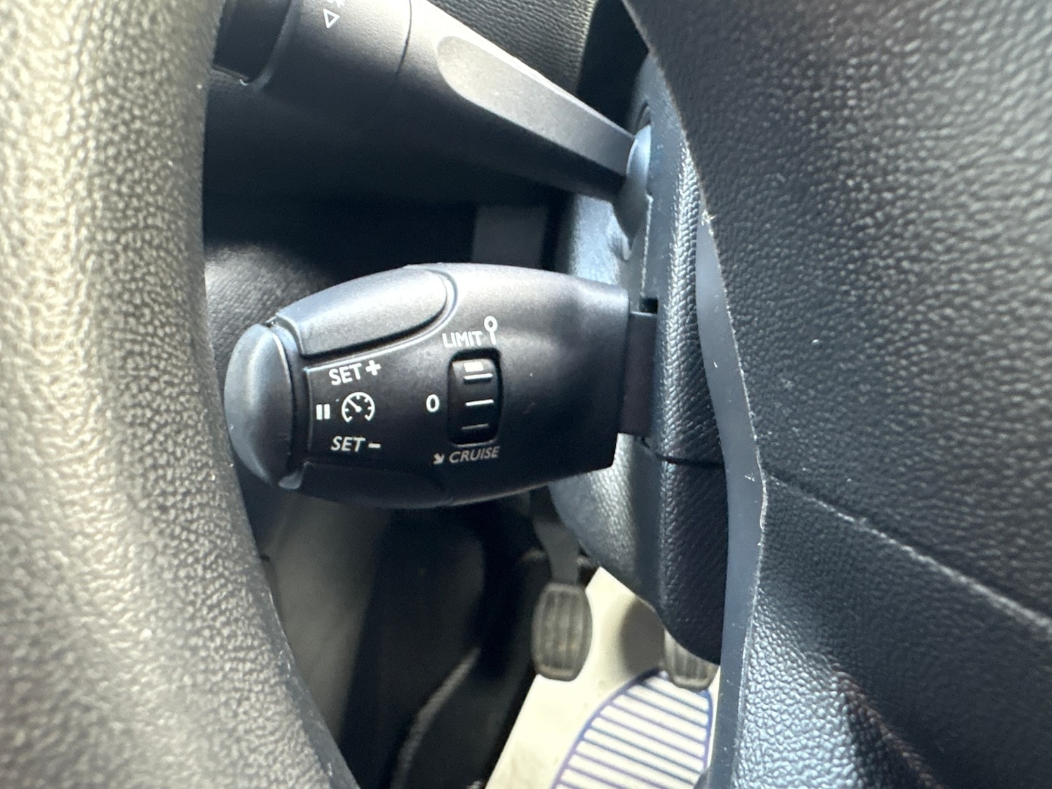 Used Peugeot 308 2015 for sale - 76897289: Photo 23