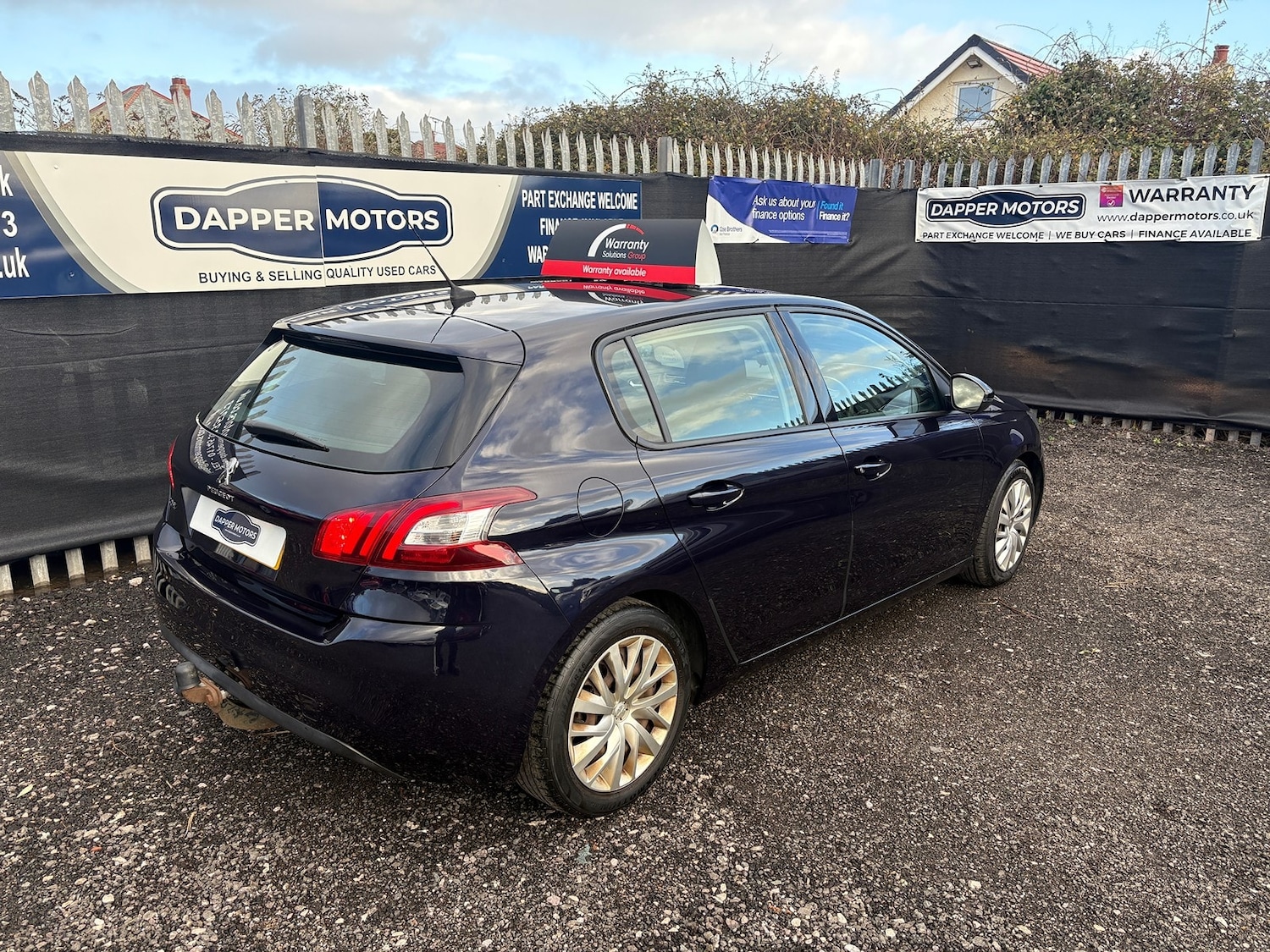 Used Peugeot 308 2015 for sale - 76897289: Photo 5