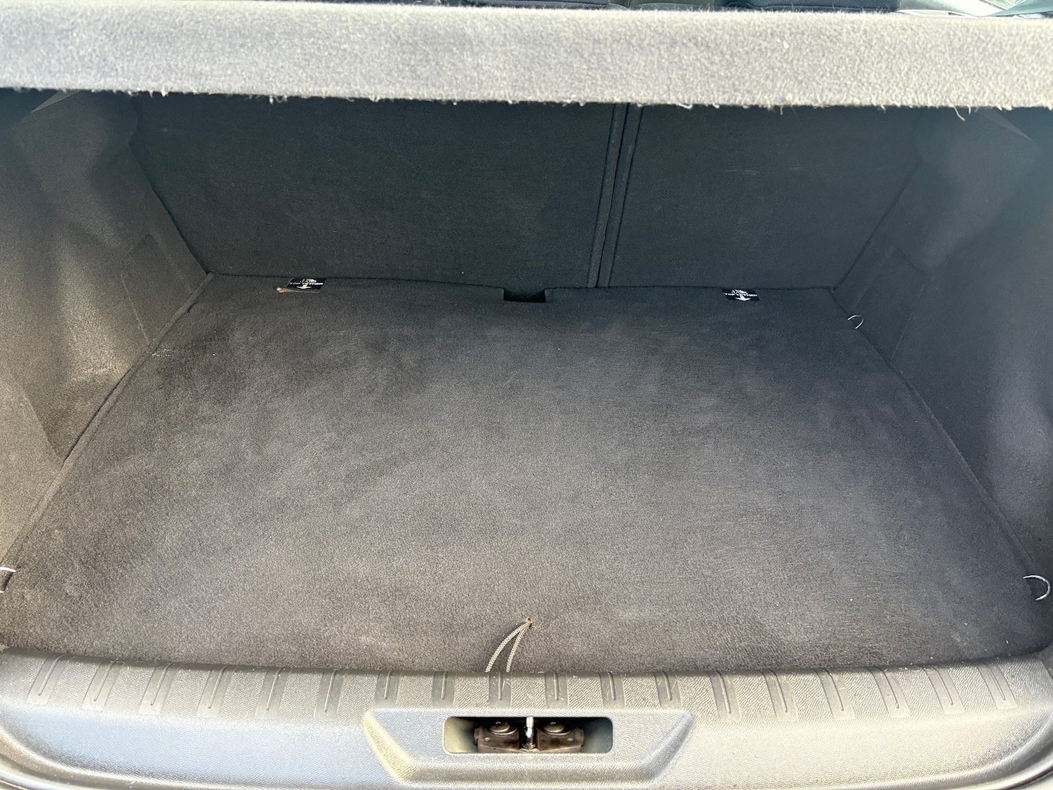 Used Peugeot 308 2015 for sale - 76897289: Photo 9