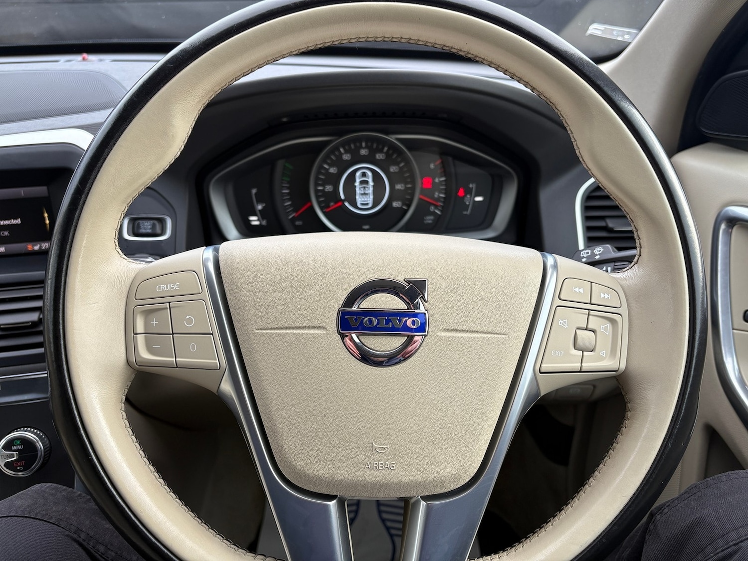 Used Volvo XC60 2015 for sale - 76770264: Photo 19