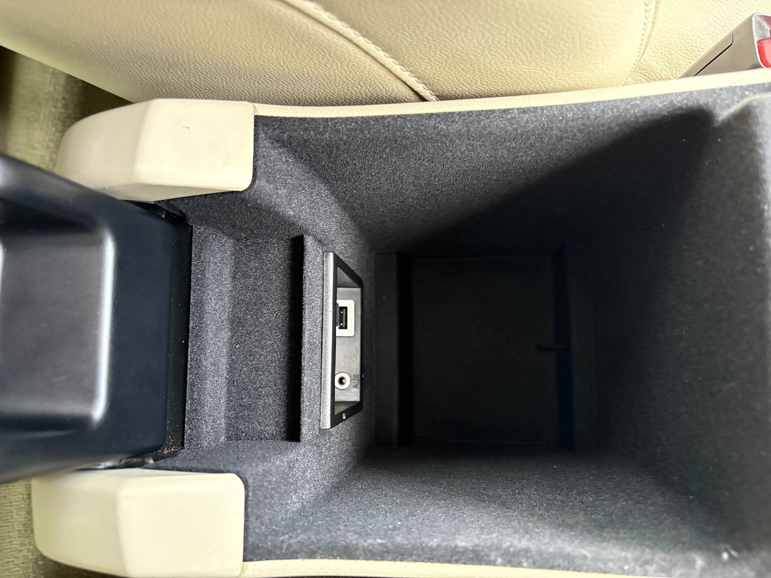 Used Volvo XC60 2015 for sale - 76770264: Photo 25