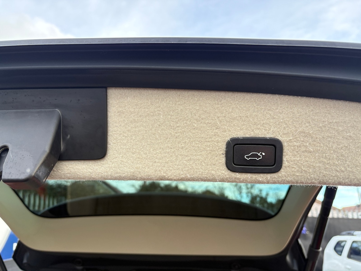 Used Volvo XC60 2015 for sale - 76770264: Photo 7