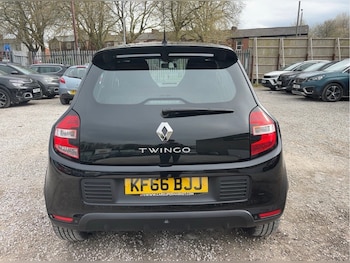 Used Renault Twingo 2017 for sale - 78380601: Photo