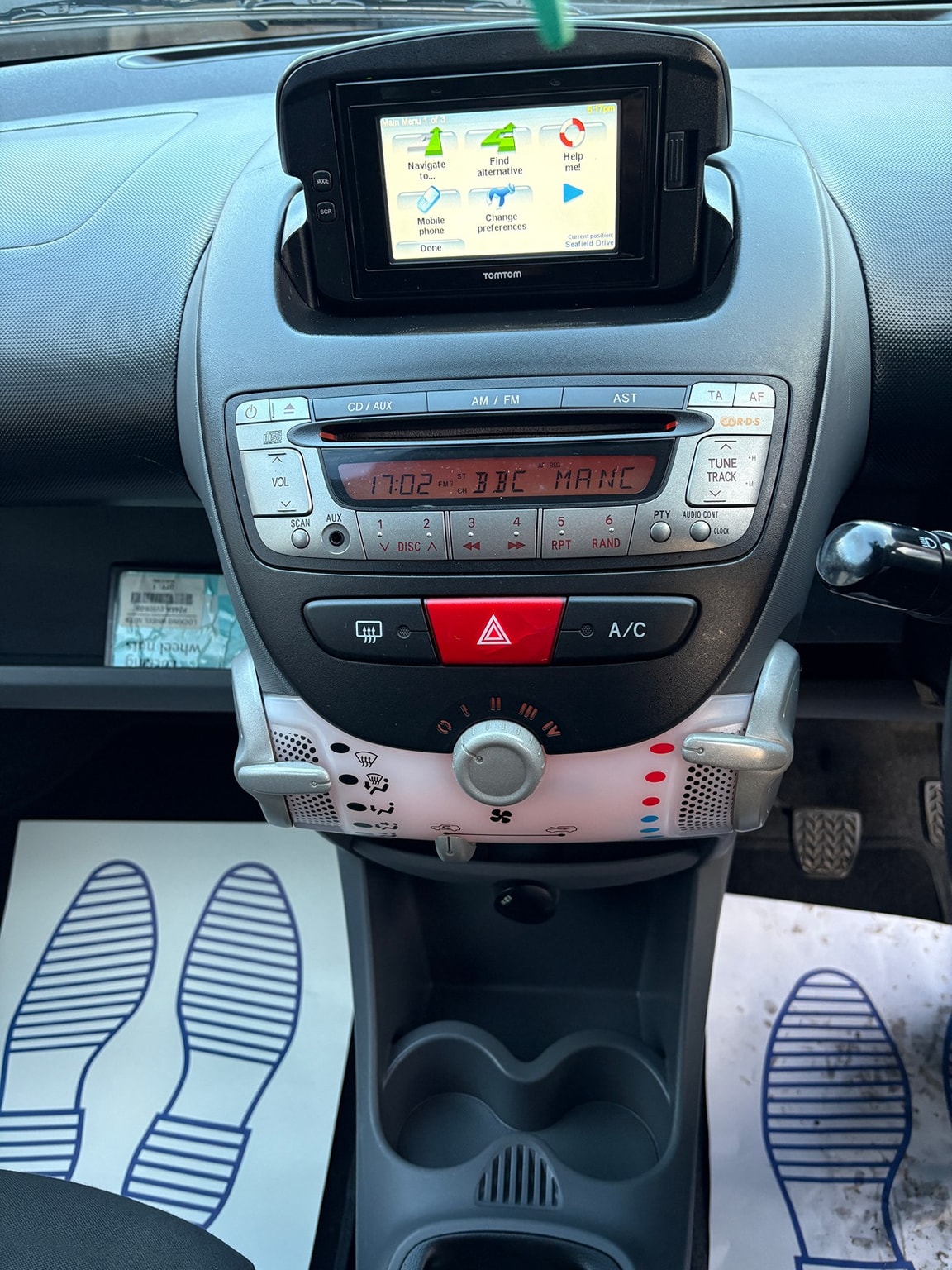 Used Toyota AYGO 2011 for sale - 76347389: Photo 24