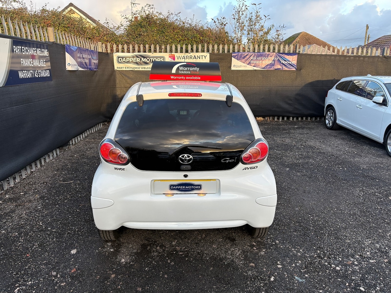 Used Toyota AYGO 2011 for sale - 76347389: Photo 6