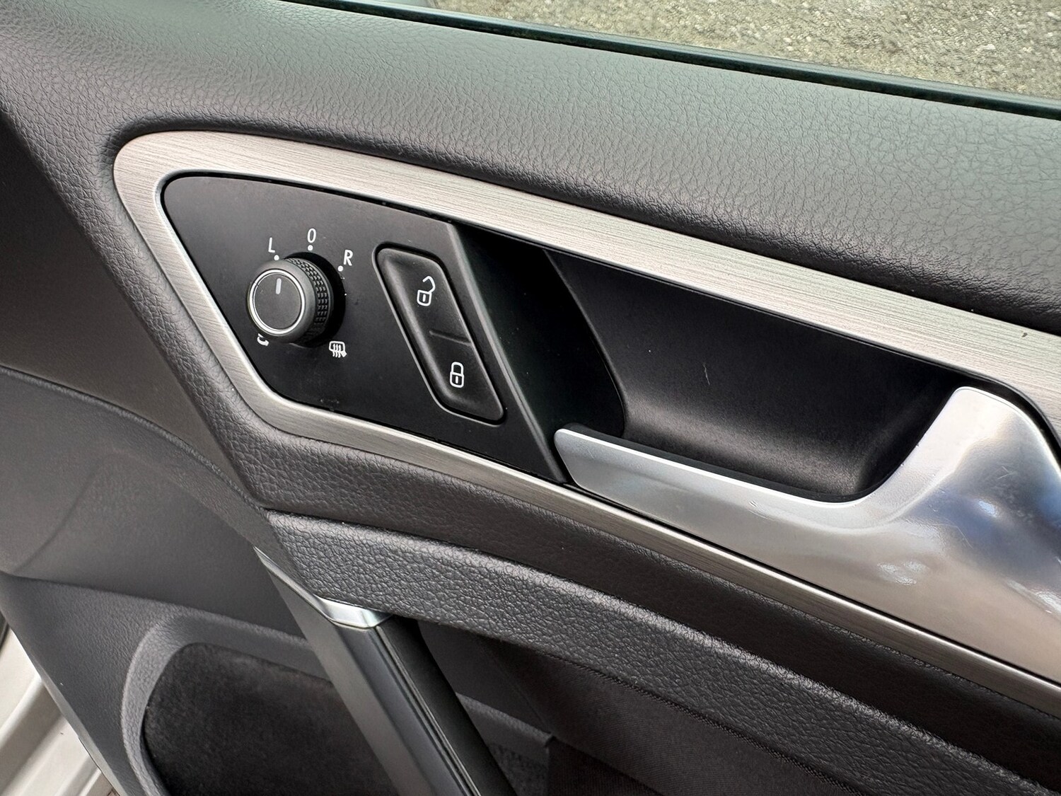 Used Volkswagen Golf 2017 for sale - 77954418: Photo 19