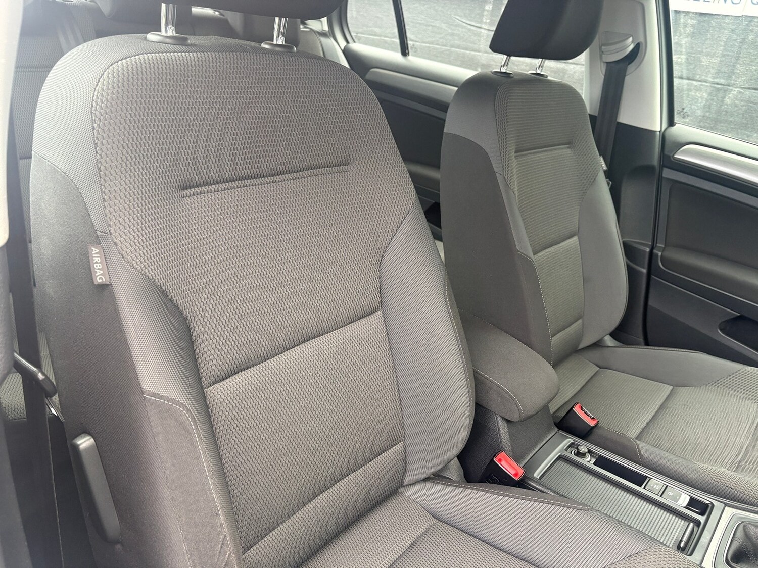 Used Volkswagen Golf 2017 for sale - 77954418: Photo 20