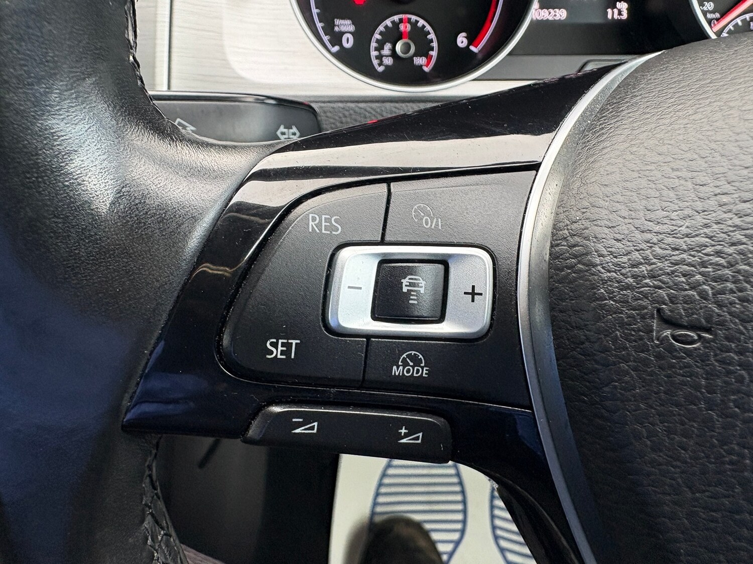 Used Volkswagen Golf 2017 for sale - 77954418: Photo 24