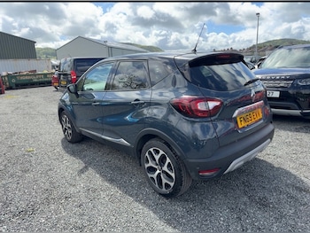 Used Renault Captur 2020 for sale - 78605963: Photo