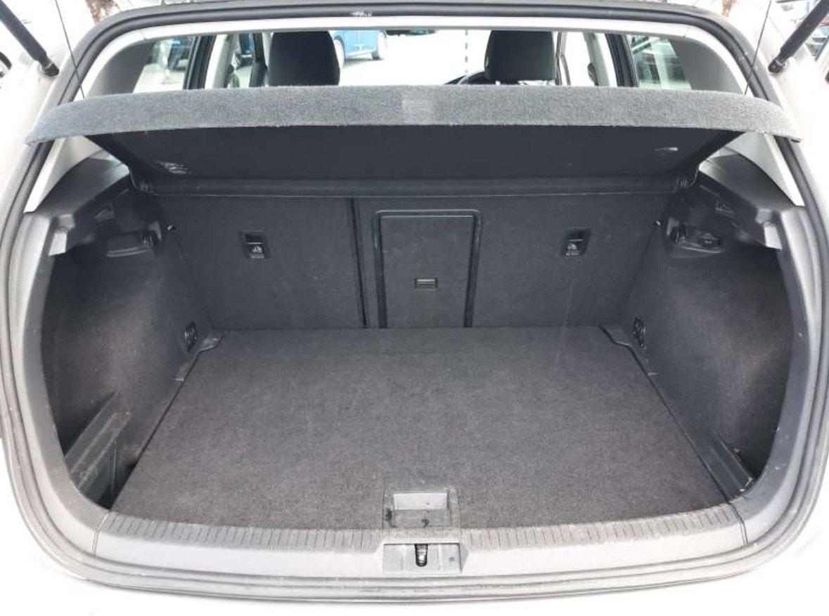 Used Volkswagen Golf 2017 for sale - 76319275: Photo 7