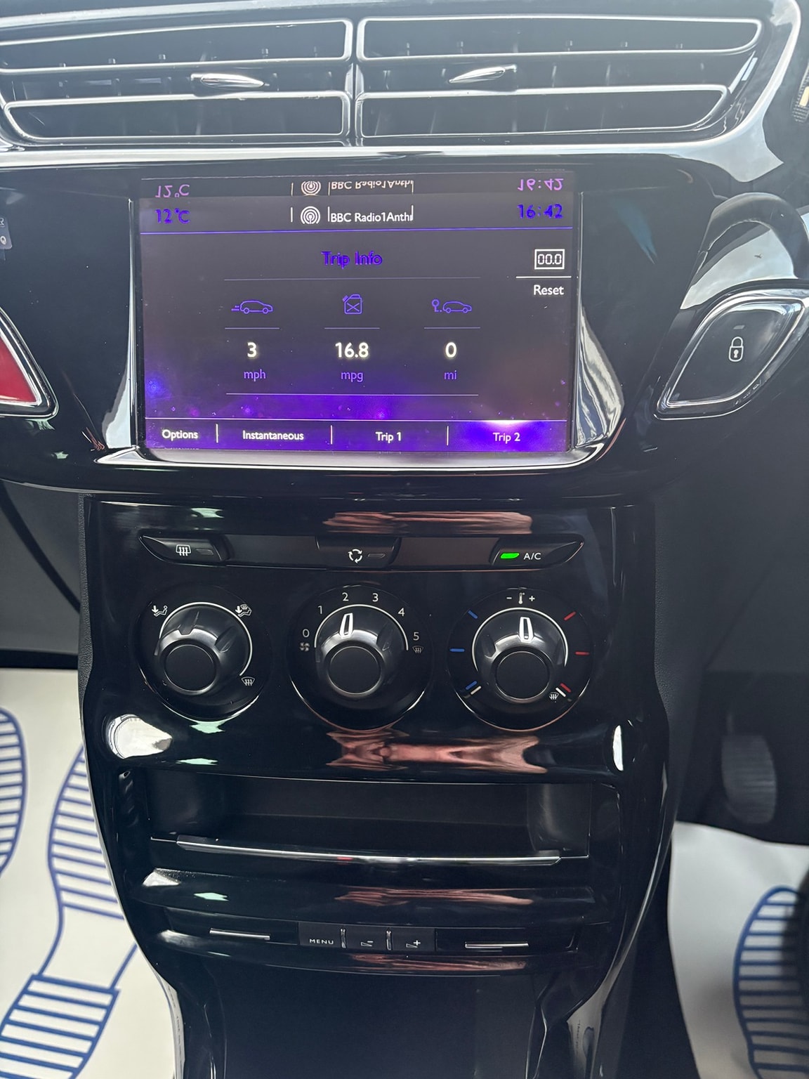 Used DS Automobiles DS 3 2015 for sale - 78054406: Photo 24