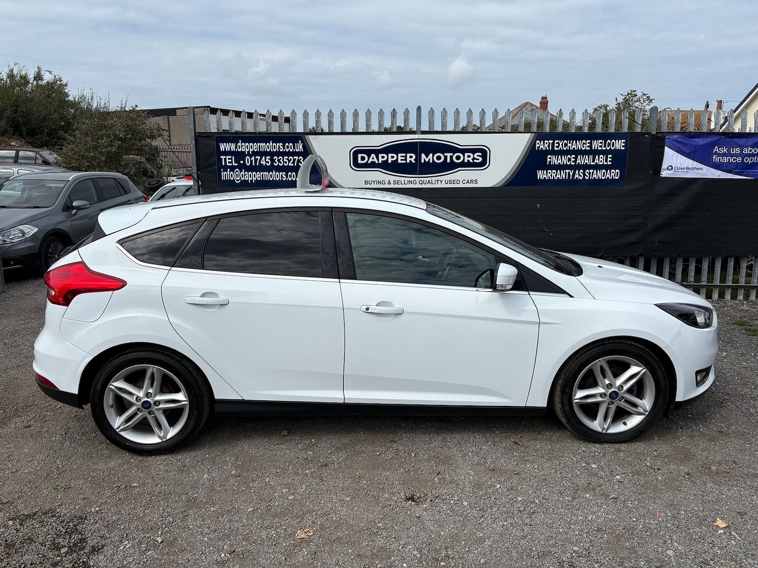 Used Ford Focus 2017 for sale - 76319288: Photo 4