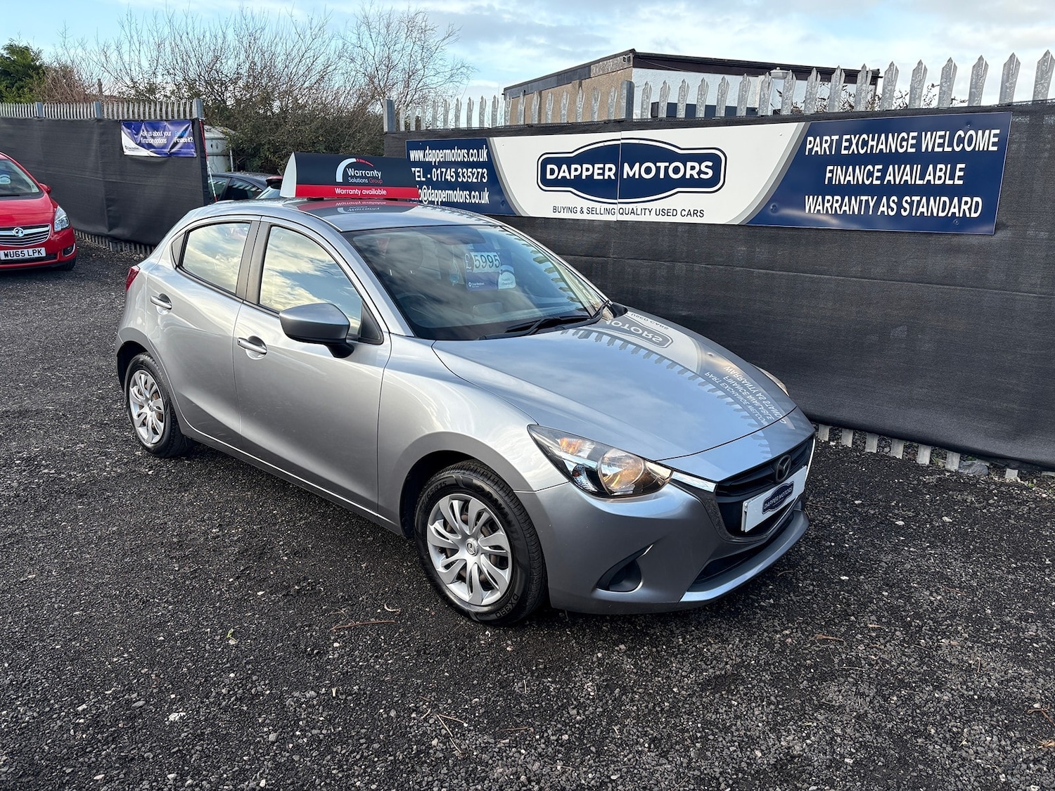 Used Mazda Mazda2 2016 for sale - 76785432: Photo 1