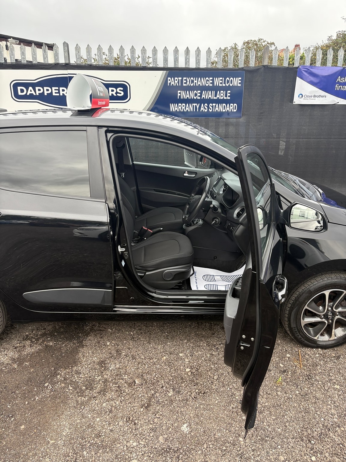 Used Hyundai i10 2019 for sale - 76319268: Photo 16