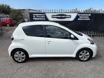 Used Toyota AYGO 2013 for sale - 75494304: Photo