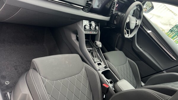 Used Skoda Karoq 2025 for sale - 76229182: Photo 2