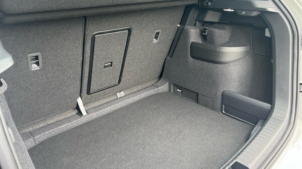 Used Skoda Karoq 2025 for sale - 76229182: Photo 31