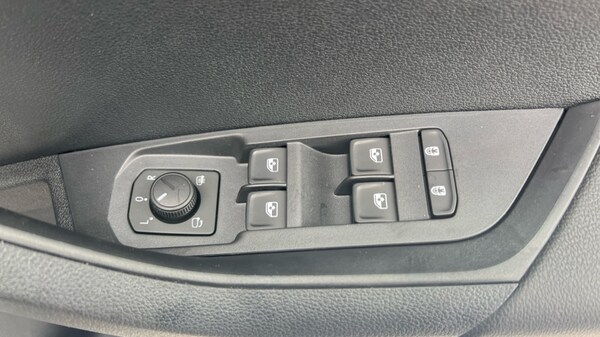 Used Skoda Karoq 2025 for sale - 76229182: Photo 40