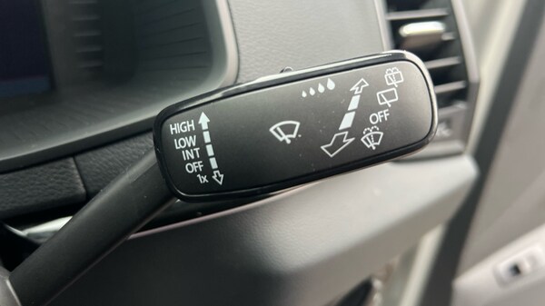 Used Skoda Karoq 2025 for sale - 76229182: Photo 68
