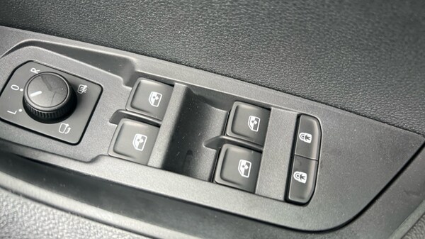 Used Skoda Karoq 2025 for sale - 76229182: Photo 83