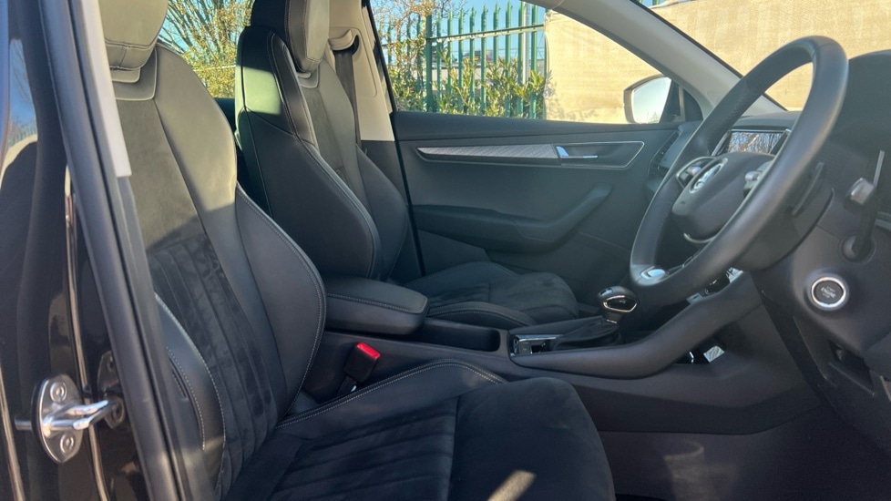 Used Skoda Karoq 2024 for sale - 76873713: Photo 26