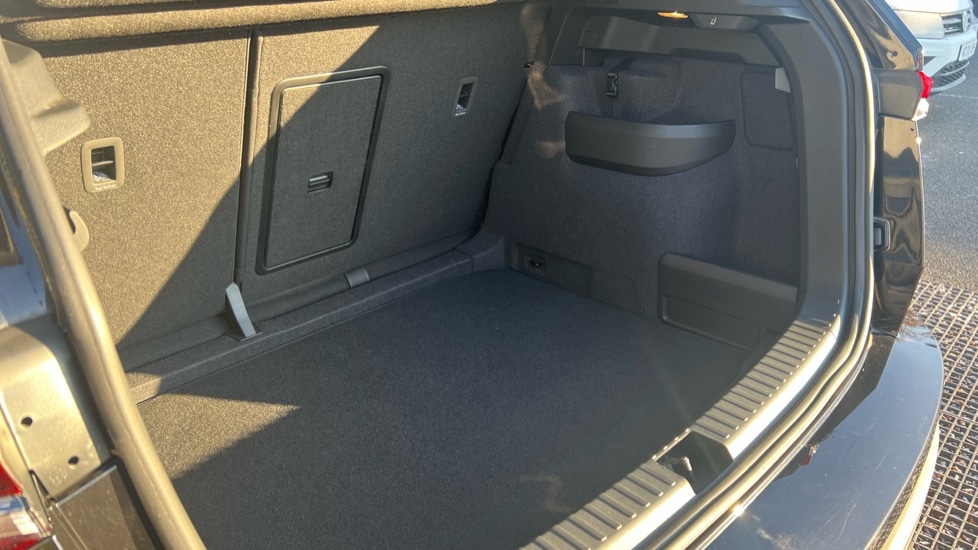 Used Skoda Karoq 2024 for sale - 76873713: Photo 31