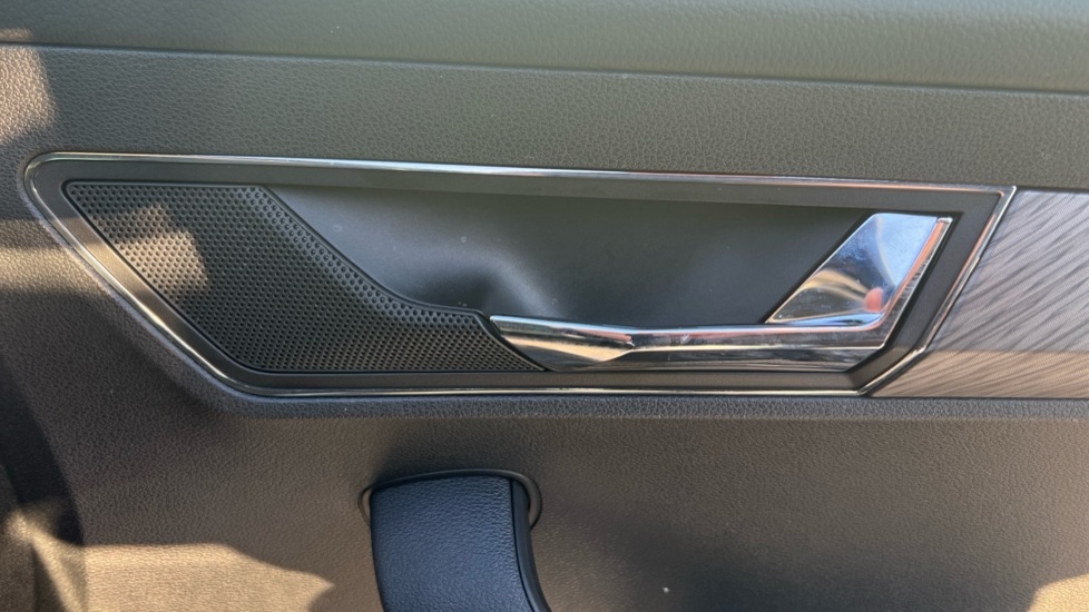 Used Skoda Karoq 2024 for sale - 76873713: Photo 41