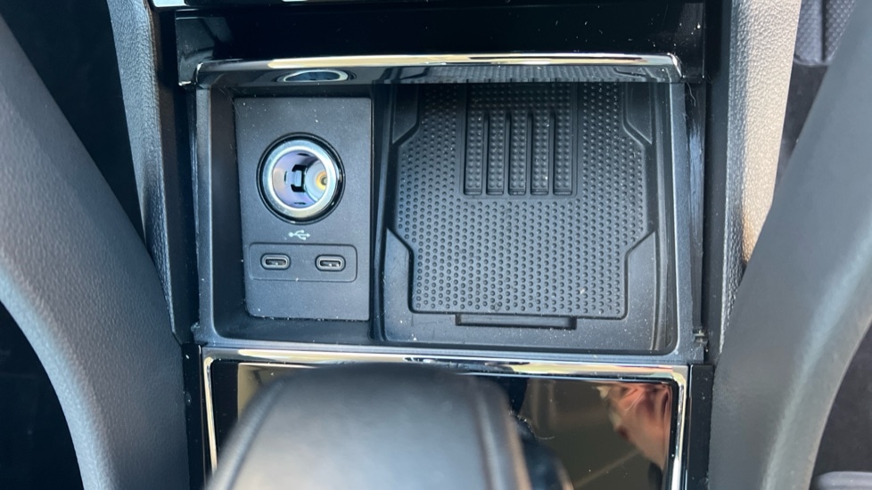 Used Skoda Karoq 2024 for sale - 76873713: Photo 48