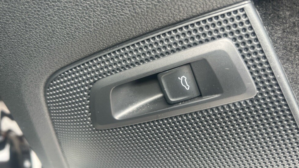 Vehicle 44