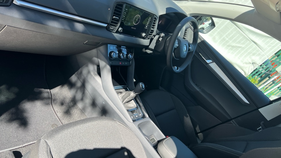Used Skoda Karoq 2025 for sale - 76868234: Photo 2