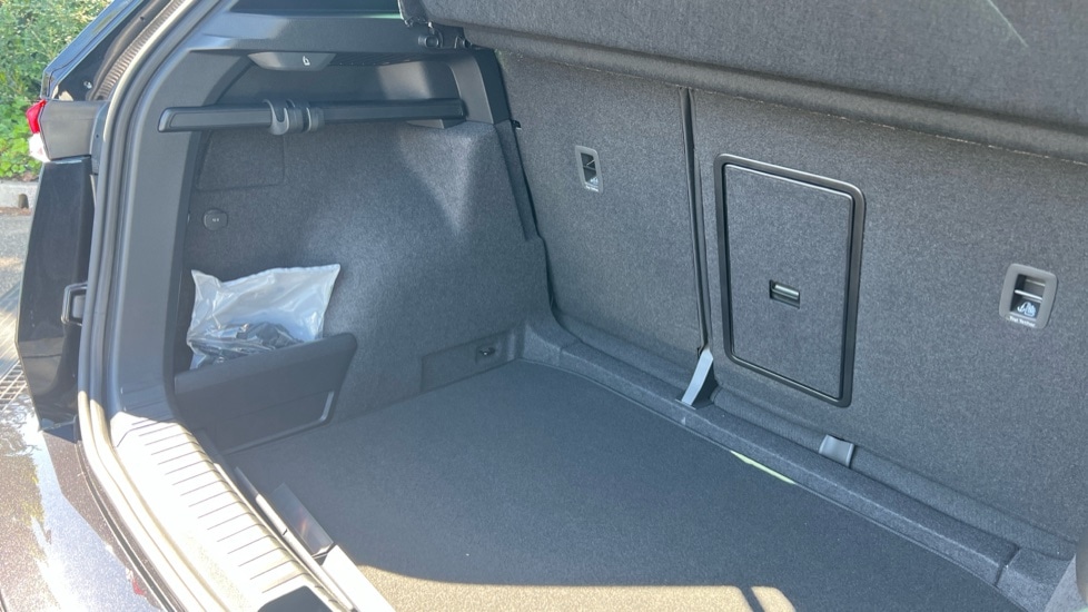 Used Skoda Karoq 2025 for sale - 76868234: Photo 30