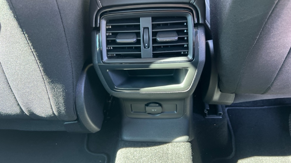 Used Skoda Karoq 2025 for sale - 76868234: Photo 34