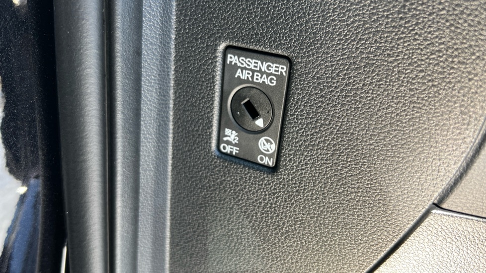 Used Skoda Karoq 2025 for sale - 76868234: Photo 38