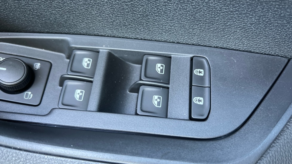 Used Skoda Karoq 2025 for sale - 76868234: Photo 75