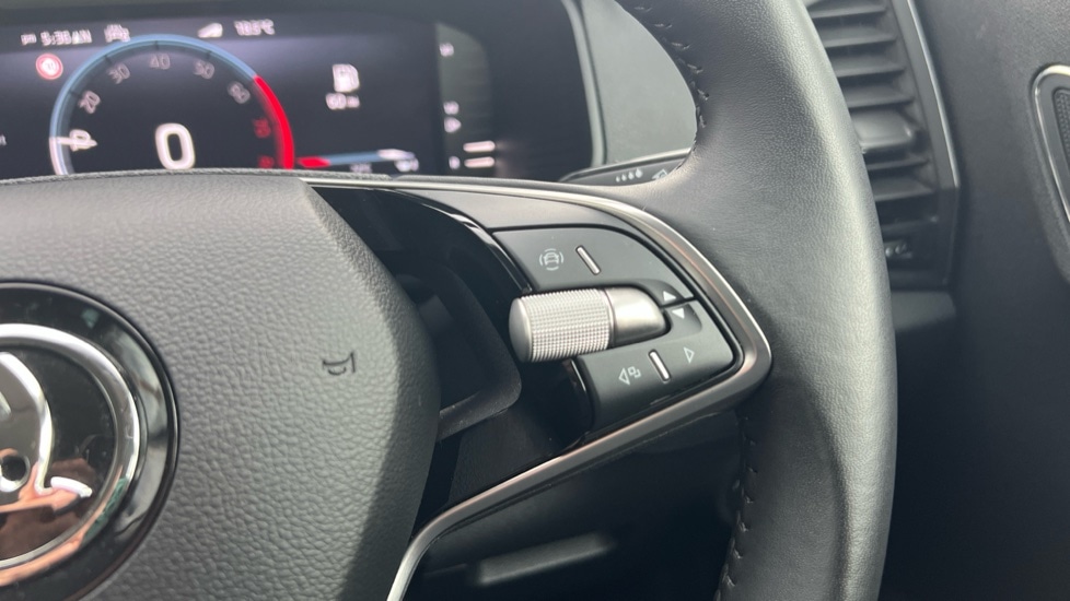 Used Skoda Karoq 2024 for sale - 76869329: Photo 36