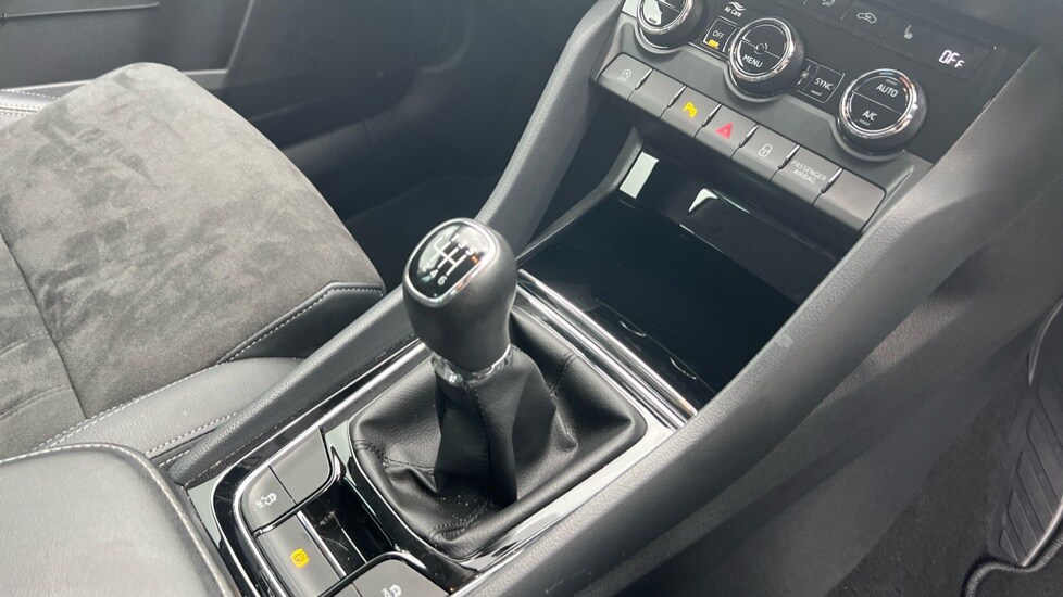 Used Skoda Karoq 2024 for sale - 76869329: Photo 39