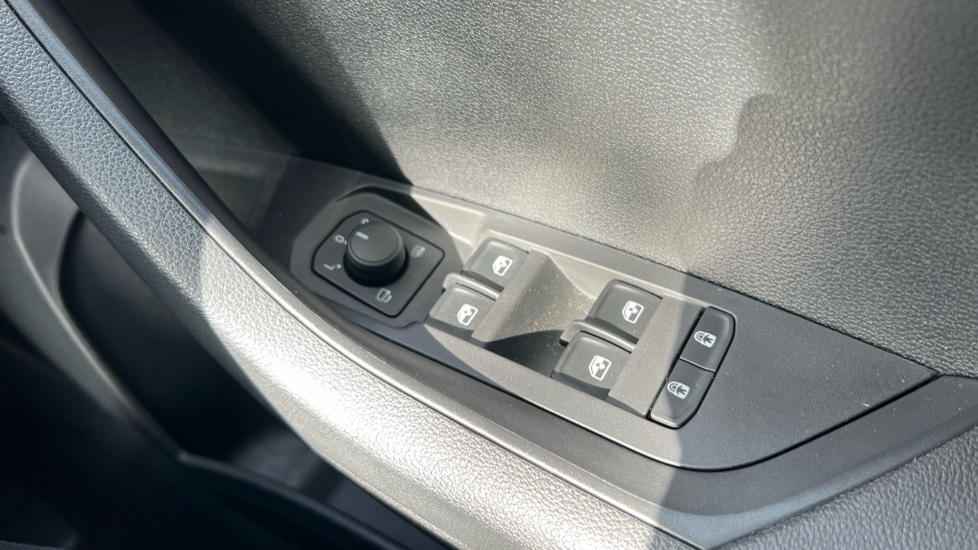 Used Skoda Karoq 2025 for sale - 76580185: Photo 32