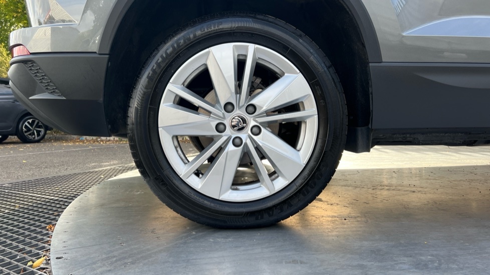 Used Skoda Karoq 2025 for sale - 76580185: Photo 5