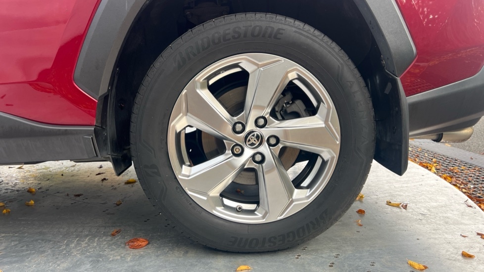 Used Toyota RAV4 2020 for sale - 76350889: Photo 18