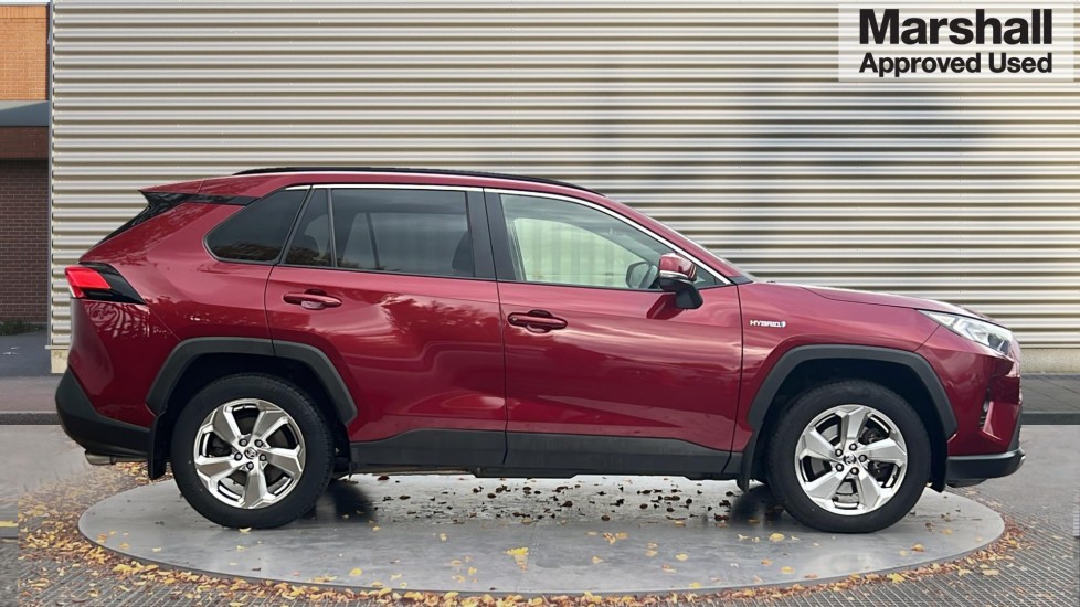 Used Toyota RAV4 2020 for sale - 76350889: Photo 2