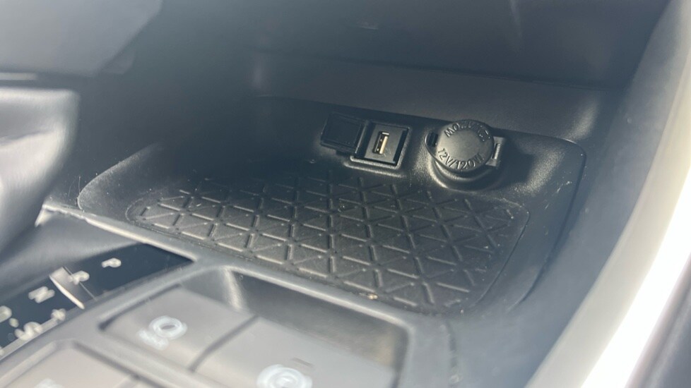 Used Toyota RAV4 2020 for sale - 76350889: Photo 49