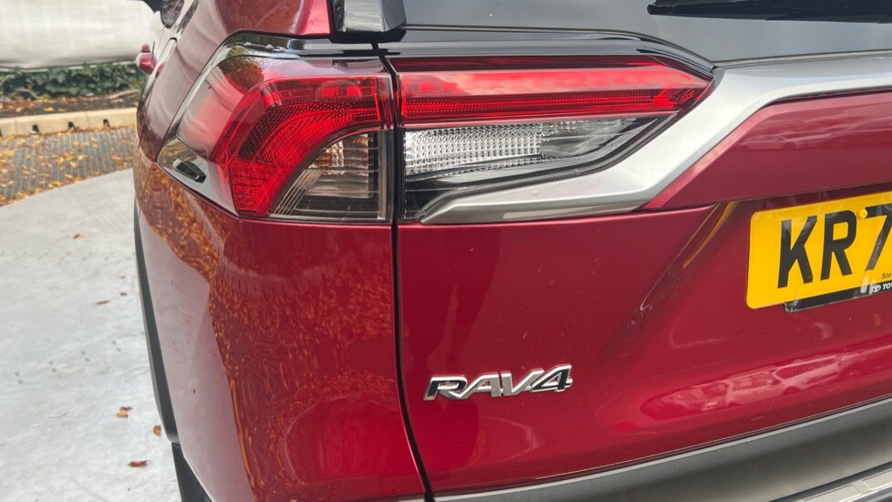 Used Toyota RAV4 2020 for sale - 76350889: Photo 62
