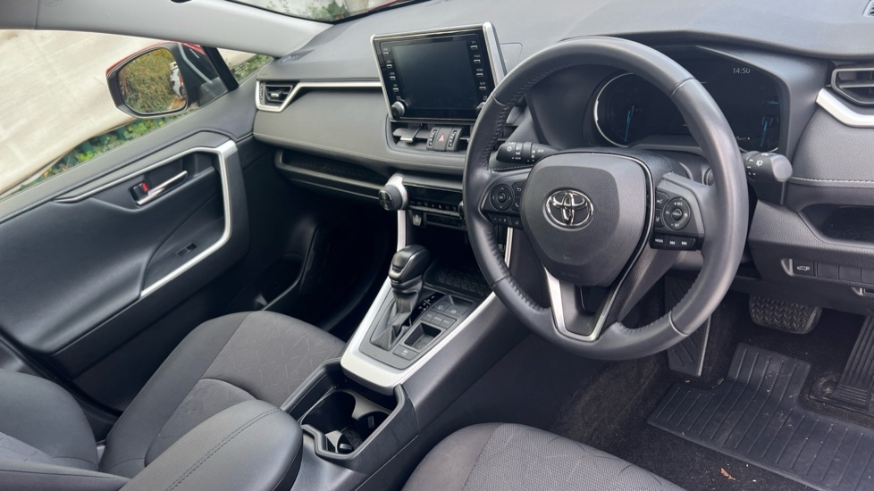 Used Toyota RAV4 2020 for sale - 76350889: Photo 9