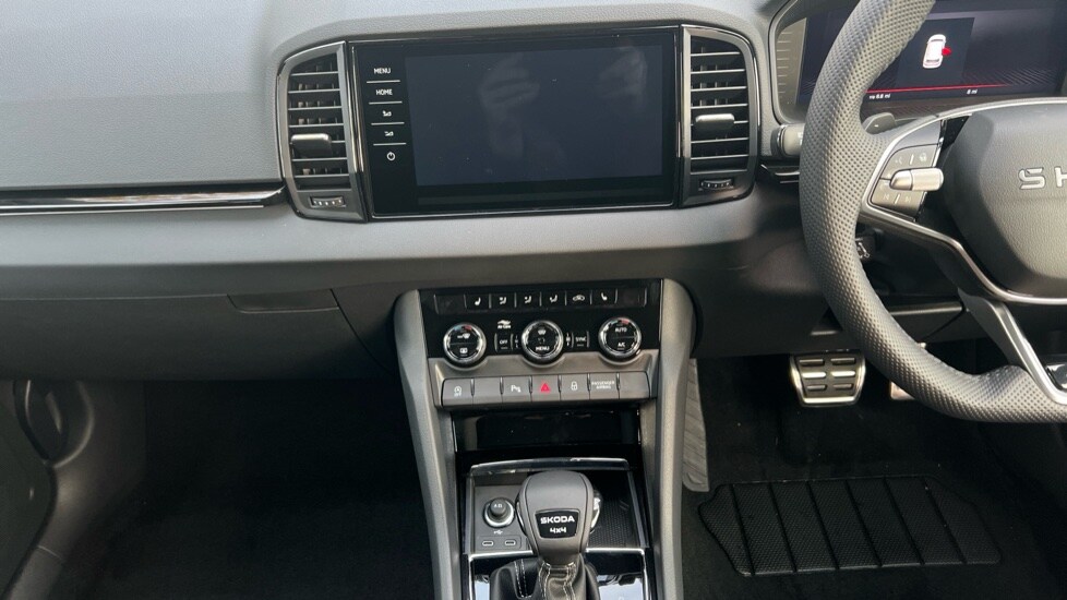 Used Skoda Karoq 2025 for sale - 76155020: Photo 13