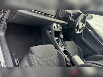 Used Skoda Karoq 2025 for sale - 76155020: Photo