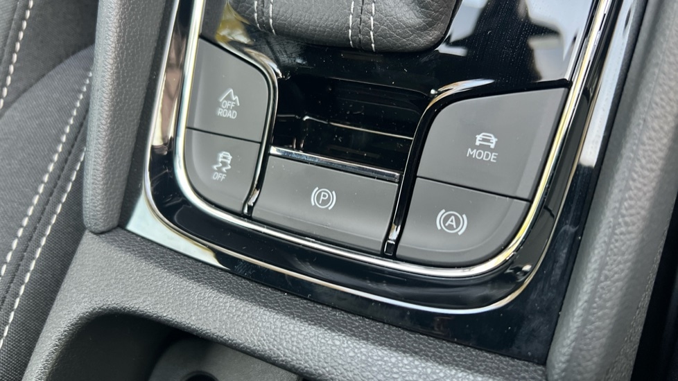 Used Skoda Karoq 2025 for sale - 76155020: Photo 48