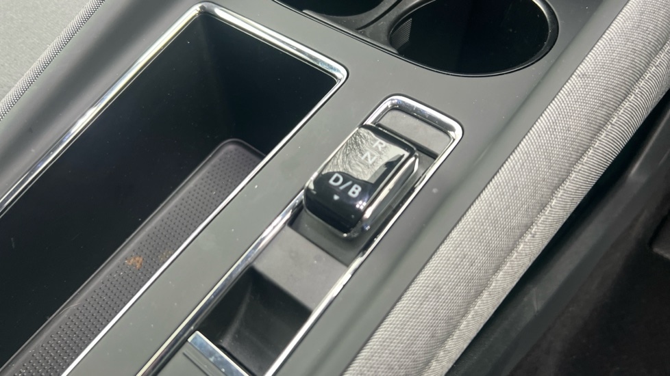 Used Skoda Enyaq 2025 for sale - 76928024: Photo 46