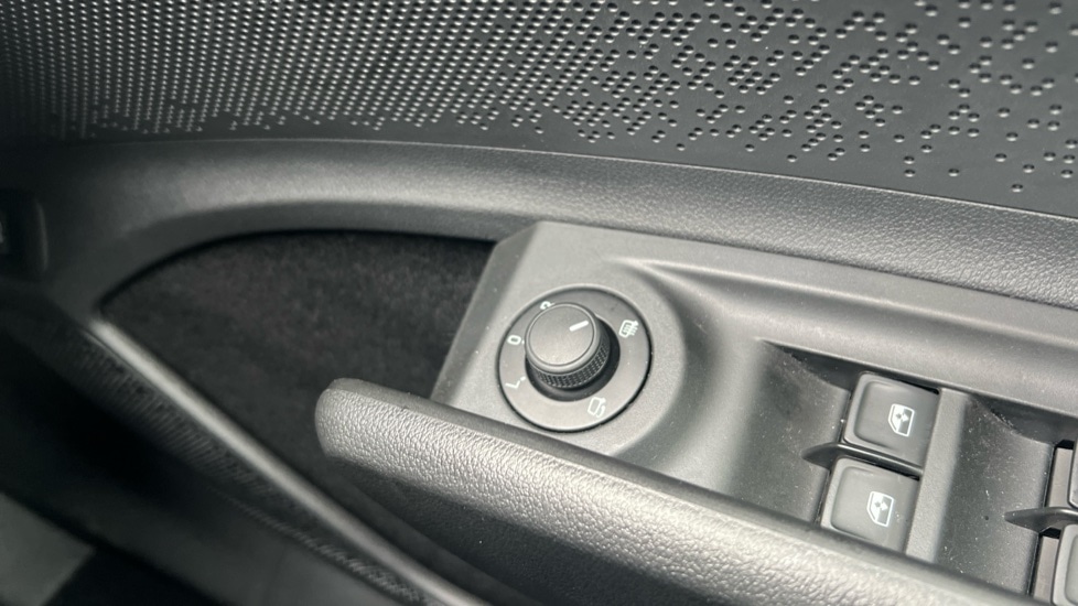 Used Skoda Enyaq 2025 for sale - 76928024: Photo 81