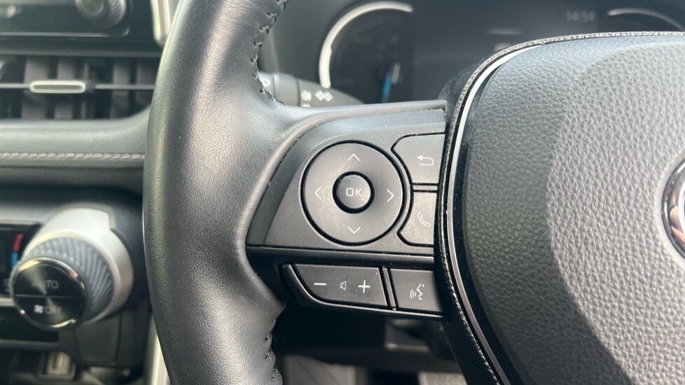 Used Toyota RAV4 2020 for sale - 77050951: Photo 23